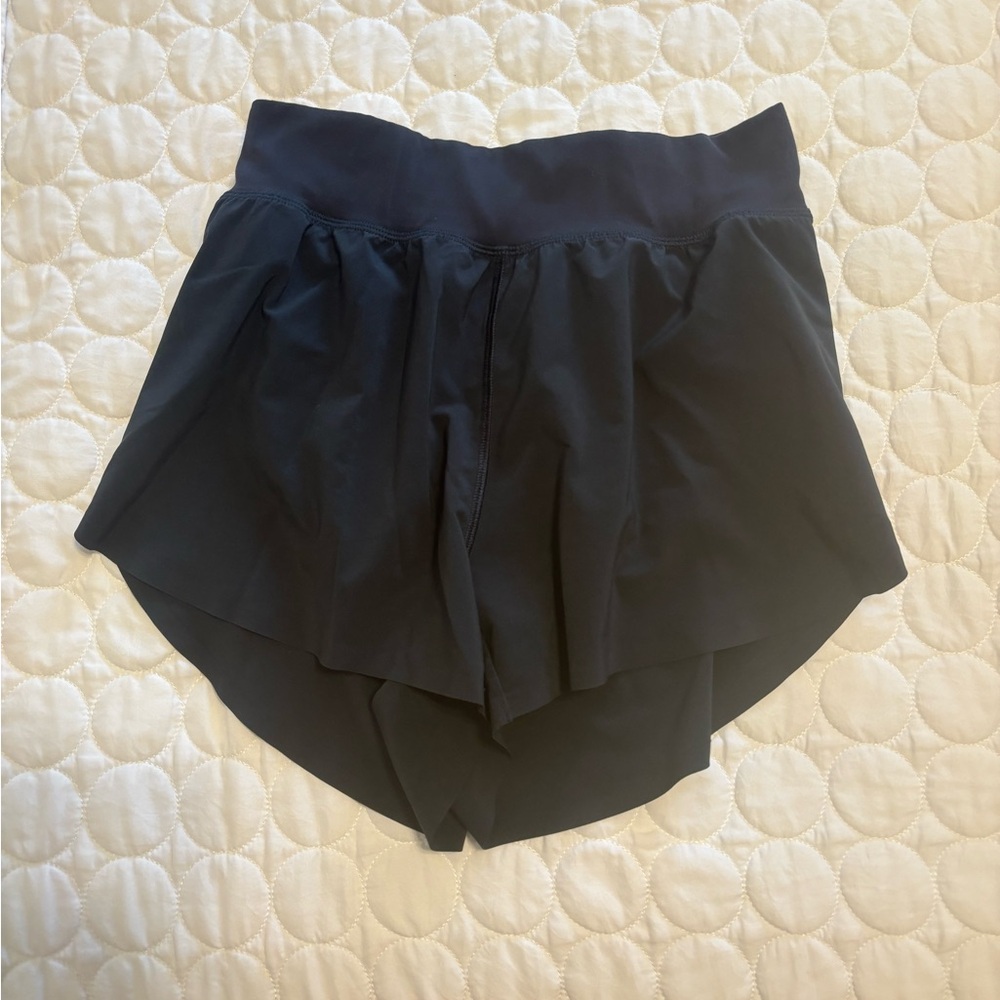 CRZ yoga shorts 
Small